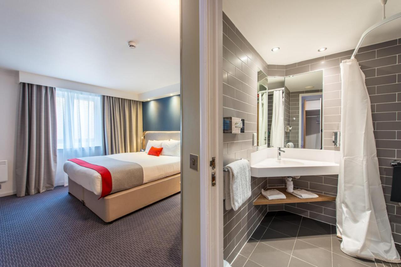Holiday Inn Express Strathclyde Park M74, Jct 5 By Ihg Motherwell Exterior photo