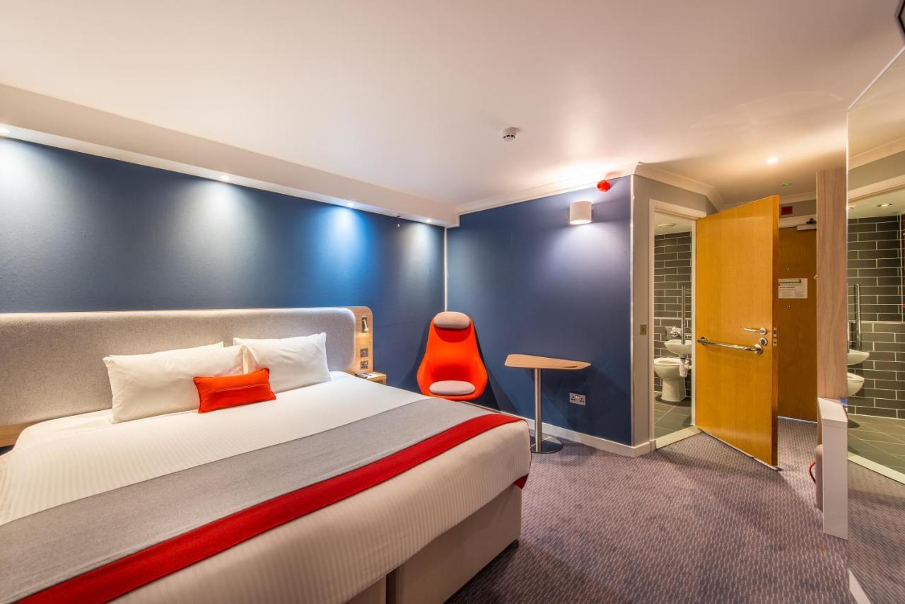 Holiday Inn Express Strathclyde Park M74, Jct 5 By Ihg Motherwell Exterior photo