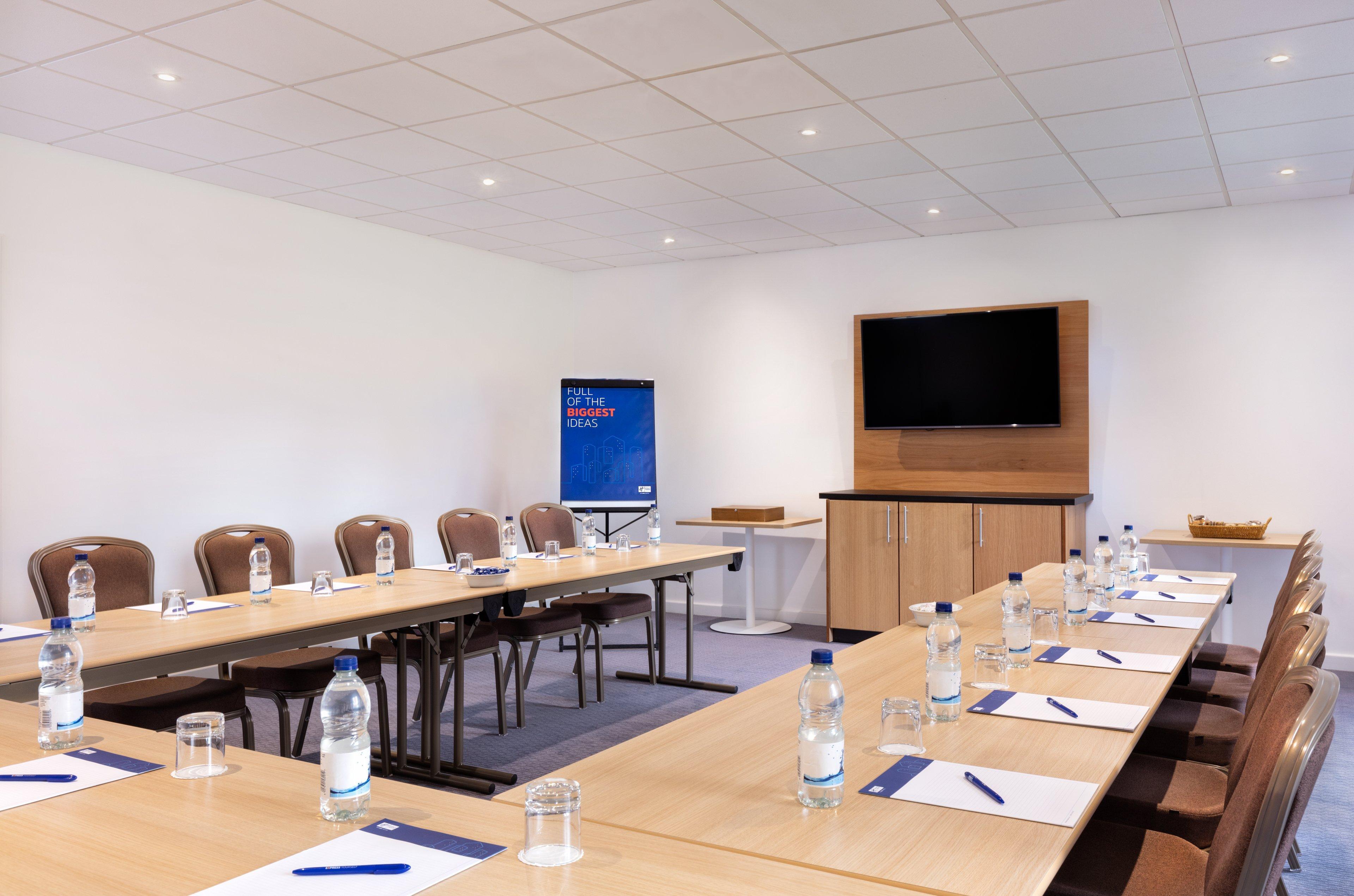 Holiday Inn Express Strathclyde Park M74, Jct 5 By Ihg Motherwell Exterior photo