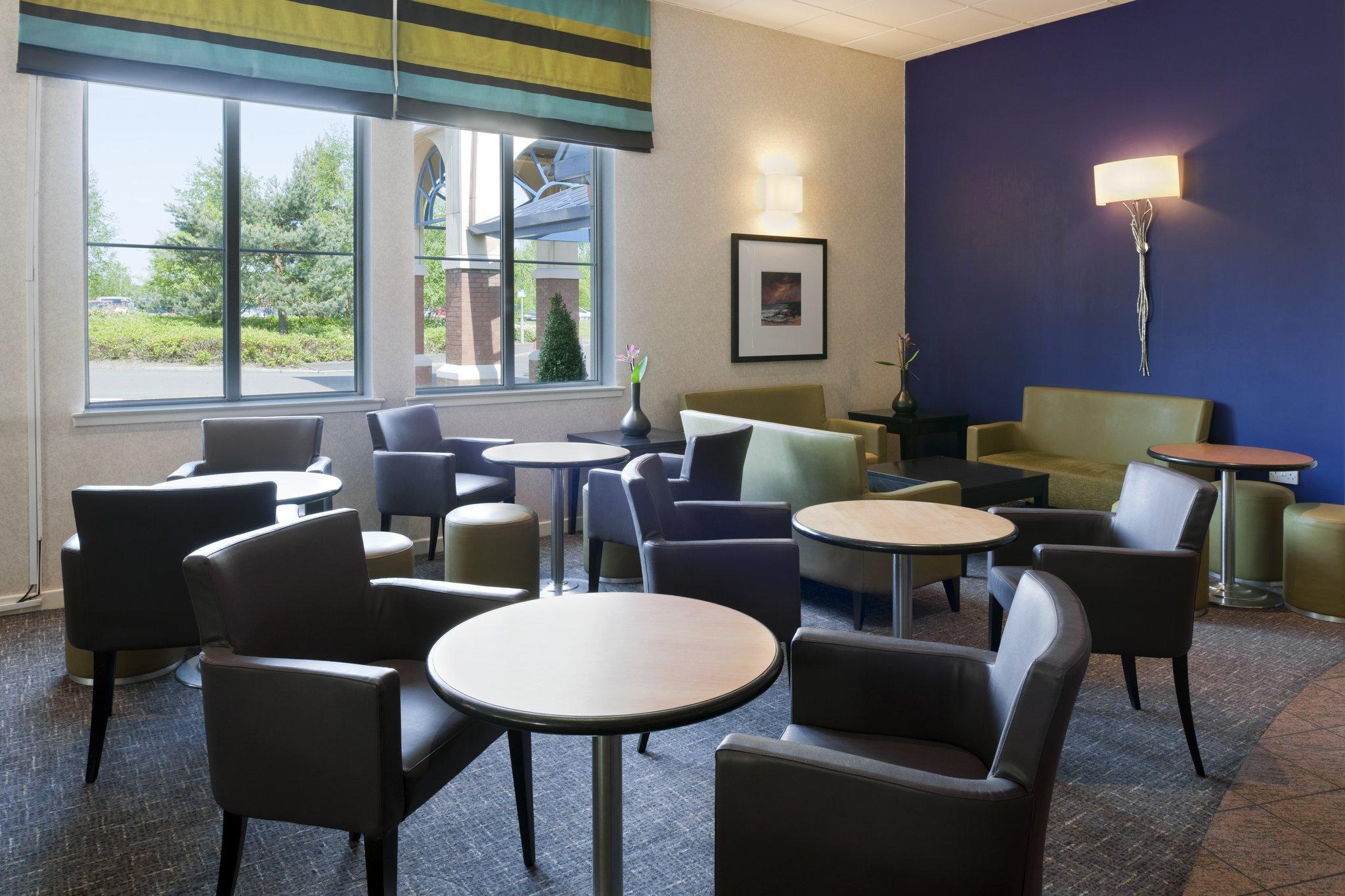 Holiday Inn Express Strathclyde Park M74, Jct 5 By Ihg Motherwell Exterior photo